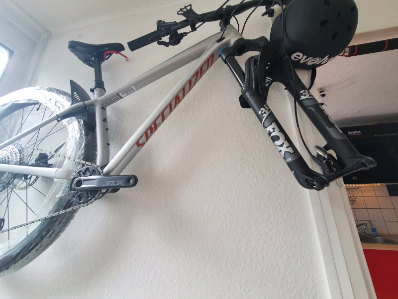 specialized fuse s works 2022 used once 